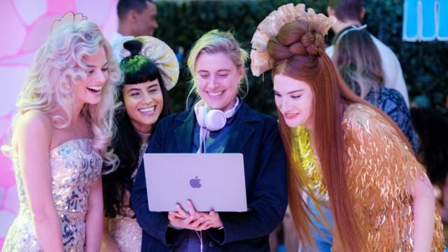 Greta Gerwig e atrizessite de aposta que aceita cartao de creditoBarbie durante gravações
