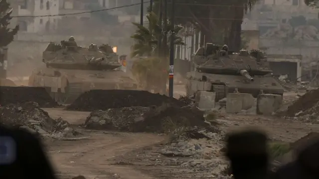 اسرائیل نیروهای خود را به بلندیهای جولان و بخشهای مجاور سوریه منتقل کرده است