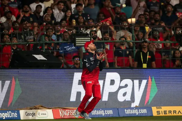 3 விக்கெட்டுகள், 3 கேட்ச்கள், 3 அதிரடி இன்னிங்ஸ்கள்: ஆர்சிபி வென்றதற்கான 3 காரணங்கள்