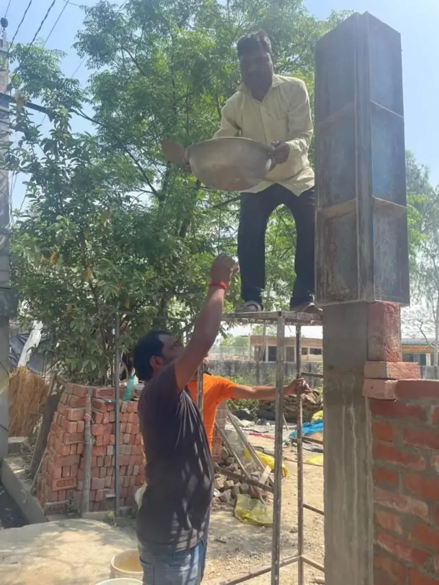 ਅਜੀਤ ਅਤੇ ਧਨਰਾਜ