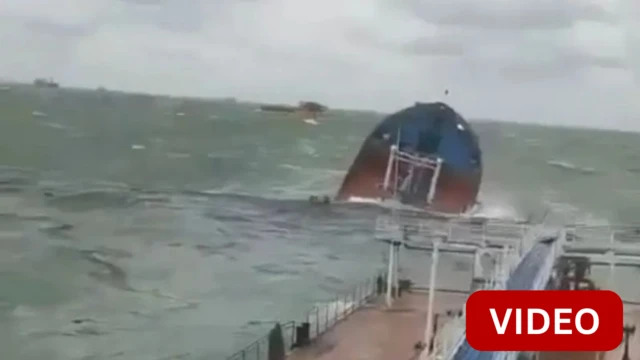 ரஷ்ய கப்பல் உடைந்தது, எண்ணெய் கசிவு, கருங்கடல்