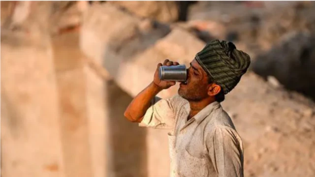 வெப்ப அலைகள்: இந்திய நகரங்கள் இந்தாண்டு வெப்பத்தில் தகிப்பது ஏன்?