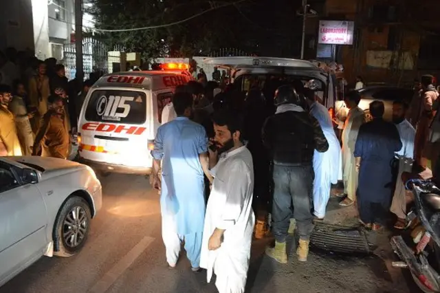 محکمہ داخلہ حکومتِ بلوچستان کے معاون برائے میڈیا بابر یوسفزئی نے کہا کہ ’ہمارے پولیس کے جوانوں نے بہادری سے مقابلہ کیا لیکن یہ تاثر درست نہیں کہ ’ان کے مدد‘ کے لیے کچھ نہیں کیا گیا۔‘