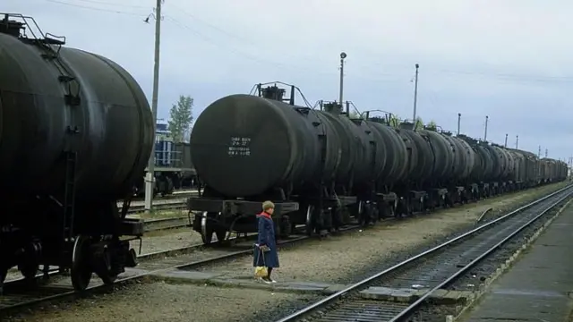 அமெரிக்கா - ரஷ்யா, டிரம்ப், புதின், சோவியத் ஒன்றியம், கச்சா எண்ணெய், பொருளாதாரம்