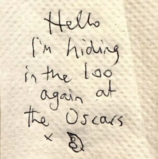 ቻርሊ ን1.8 ሚልዮን ተኸታተልቱ ኣብ ዝዘርግሖ መልእኽቲ፡ ኦስካር ቅድሚ ምዕዋቱ ኣብ ሽቓቕ ተሓቢኡ ከም ዝነበረ ይገልጽ