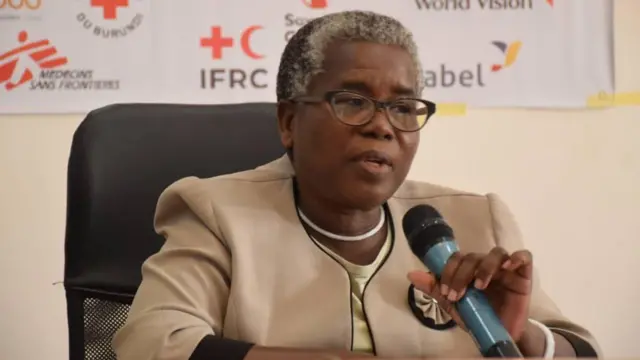 Umushikiranganji w'Uburundi ajejwe amagara y'abantu, Lidwine Baradahana, mu nama yo kuraba ahageze igikorwa co kurwanya Mpox inyuma y'amezi atandatu iteye, Gitega ku wa 22 Nzero 2025