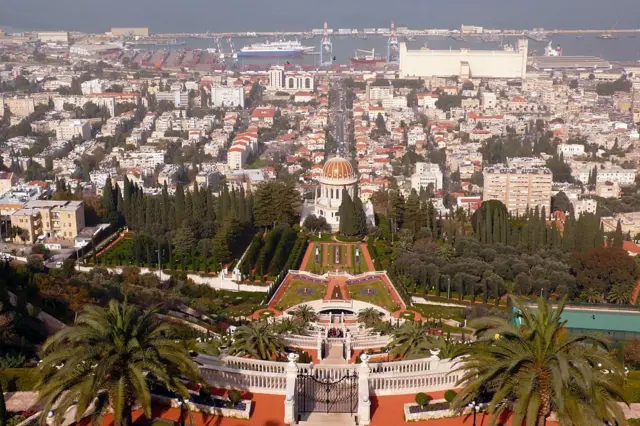 Iddoo sagadaa bakka awwaalcha Baab irratti ijaarameefi Tulluu Qarmeeliyoos irratti argamu