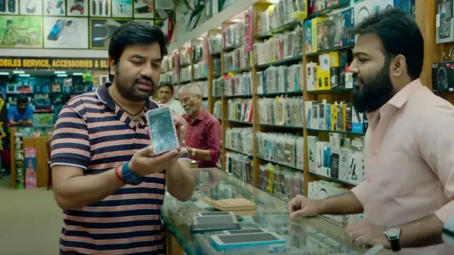 சிங்கிள் ஷங்கரும் ஸ்மார்ட்போன் சிம்ரனும்