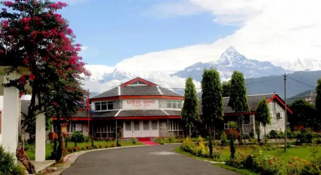 मनाङ्गे विगतमा कैयौँ पटक गण्डकी प्रदेश सभामा सरकार गठनका बेला निर्णायक देखिएका थिए