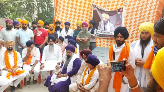 अमृतपास सिंह के समर्थक