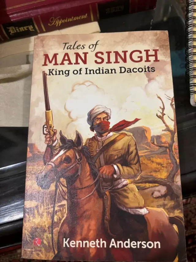 कैनेथ एंडरसन की किताब 'टेल्स ऑफ़ मान सिंह, किंग ऑफ़ इंडियन डकॉएट्स'