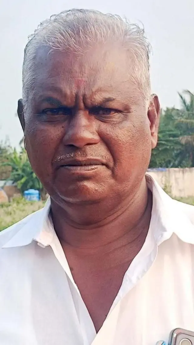 భూ యజమాని పళనిస్వామి