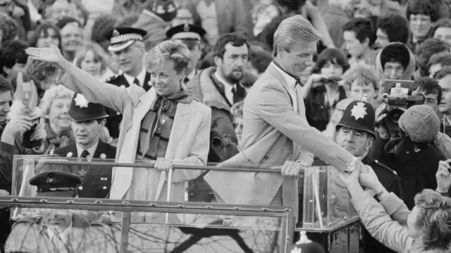 موفقیت تورویل و دین در سارایوو آنها را به شهرت بسیاری رساند