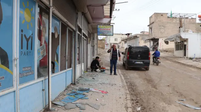 Gaziantep’e havan topu saldırısında bir öğretmen, bir çocuk, üç kişi hayatını kaybetti