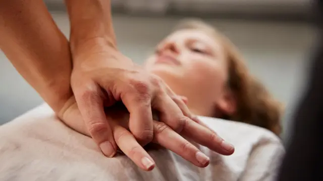 সিপিআর প্রশিক্ষণ সবারই থাকা দরকার