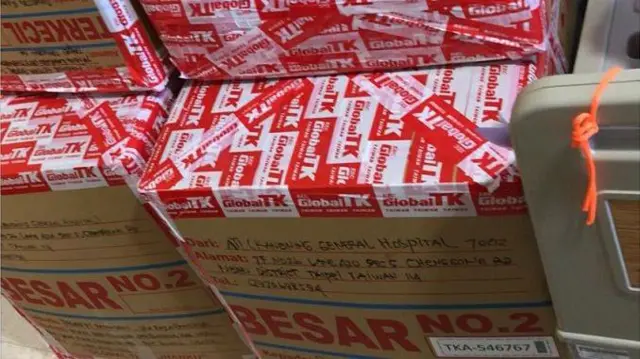 Empat kardus kiriman Tutik masih tertahan di gudang bea cukai Semarang sejak 13 Maret 2024. 