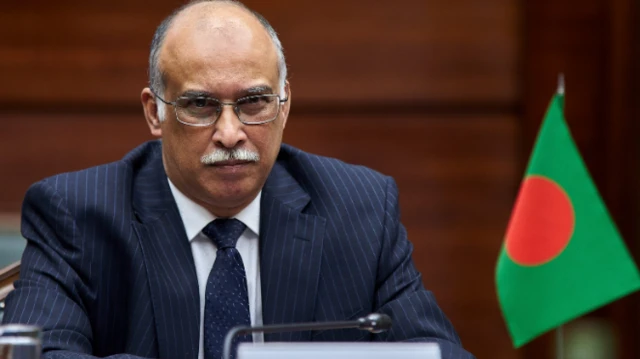 মস্কোয় নিযুক্ত বাংলাদেশের রাষ্ট্রদূত কামরুল আহসান