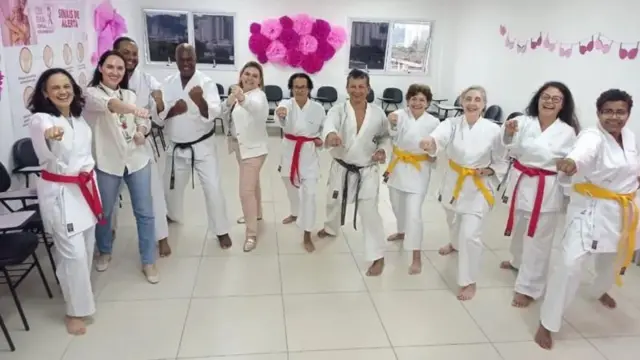 Shughuli nje ya nyumbani zilisaidia Aparecida kujitenga na mitandao ya kijamii