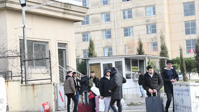 kyk yurduna yerleşen depremzedeler