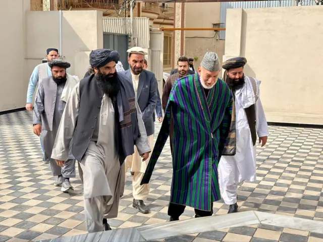 حامد کرزی به دیدار سراج‌الدین حقانی رفت 