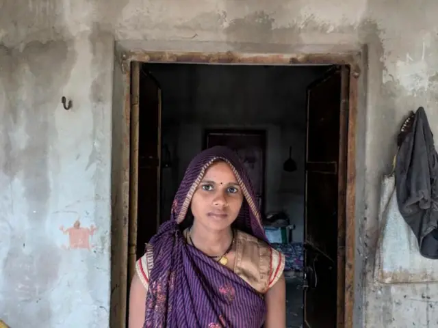 निर्मला लोधी यांचं म्हणणं आहे की, या प्रकरणात त्यांच्या पतीला उगाचच गोवण्यात आलं आहे.