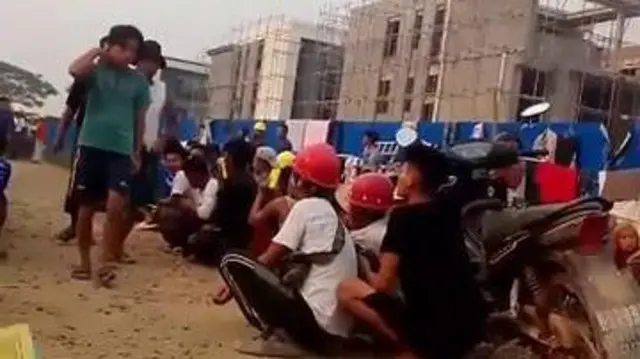 လာအိုရဲနဲ့ စစ်တပ် ဖမ်းမိသွားတဲ့ မြန်မာလူငယ်တွေ