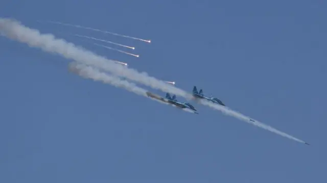 မြန်မာစစ်တပ်ရဲ့ တိုက်လေယာဉ်တချို့ (ပုံဟောင်း)