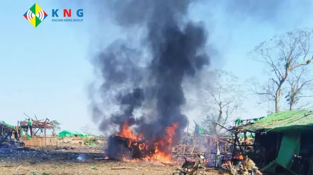 လေကြောင်းဗုံးကြဲခံရတဲ့ တနိုင်းရွှေလုပ်ကွက် 