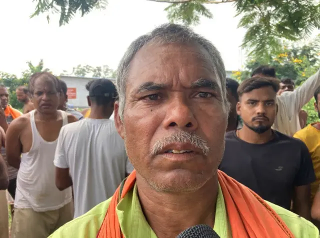 पॉवर प्लांट में मज़दूरी करने वाले सोखा सहनी.