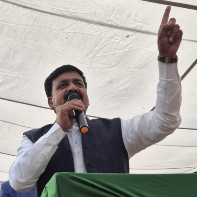 मोहम्मद ज़मान ख़ान पिछली विधानसभा में बहुजन समाज पार्टी के टिकट पर चुने गए थे और बाद में जदयू में शामिल हो गए थे