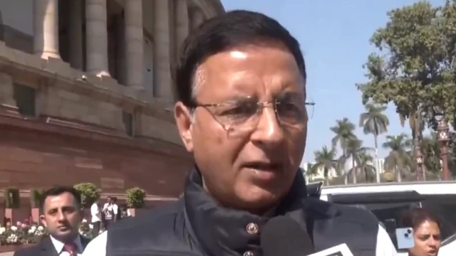 ਕਾਂਗਰਸ ਦੇ ਮੈਂਬਰ ਪਾਰਲੀਮੈਂਟ ਰਣਦੀਪ ਸਿੰਘ ਸੂਰਜੇਵਾਲਾ