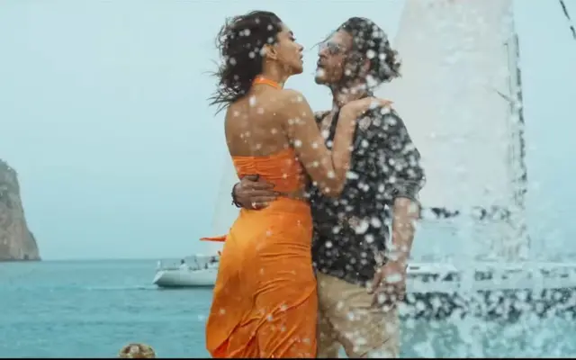 బేషరం సాంగ్