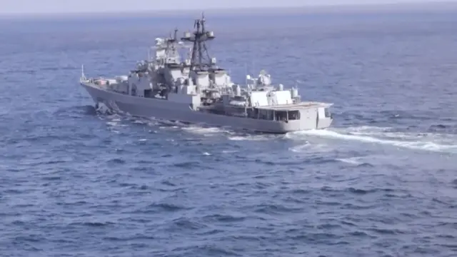 Каспий денгизидаги Россия кемаси. 