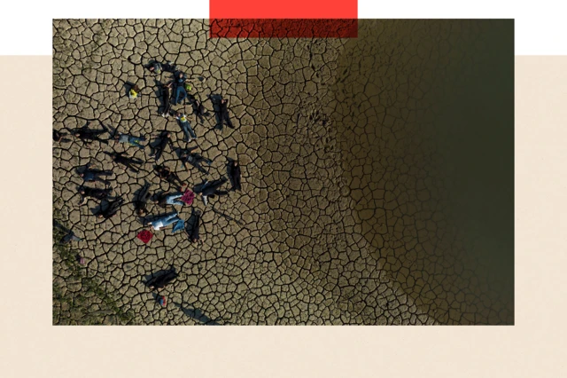 Des mobil-homes sont garés dans un camping sur les rives de la rivière Main à Miltenberg.