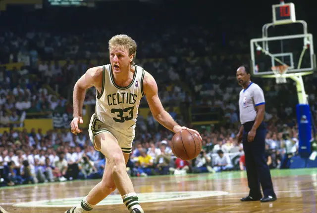 Larry Bird en un partido de final de NBA en 1987
