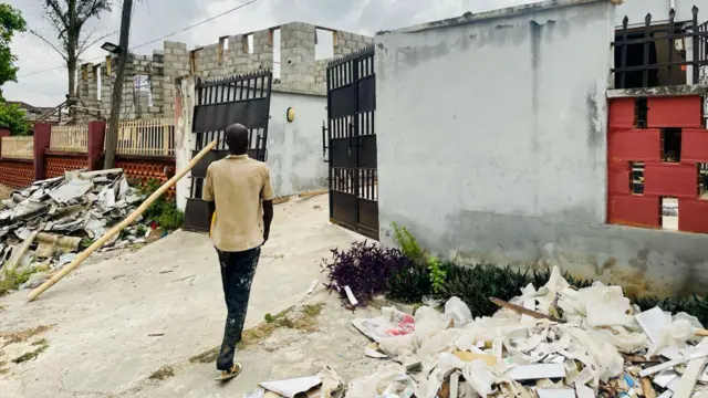 Ile ti wọn n tun se