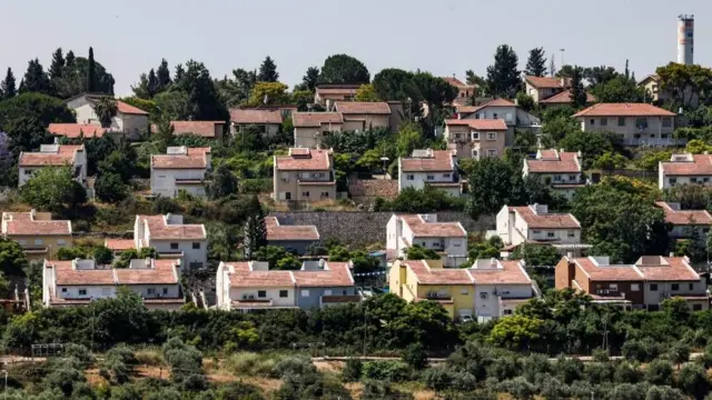 Colonie juive de Halamish près du village palestinien de Nabi Saleh en Cisjordanie.