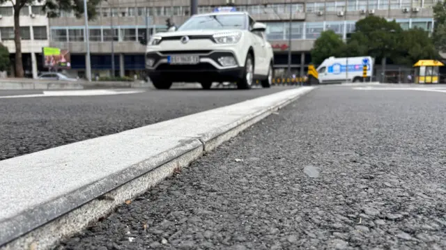 Izdignuta razdelna linija