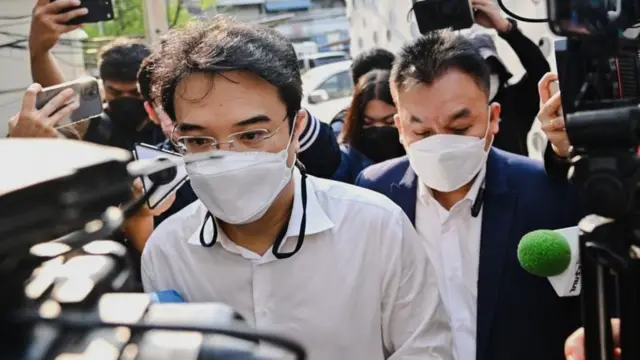 นายปริญญ์ พานิชภักดิ์ อดีตรองหัวหน้าพรรคประชาธิปัตย์ (ปชป.)