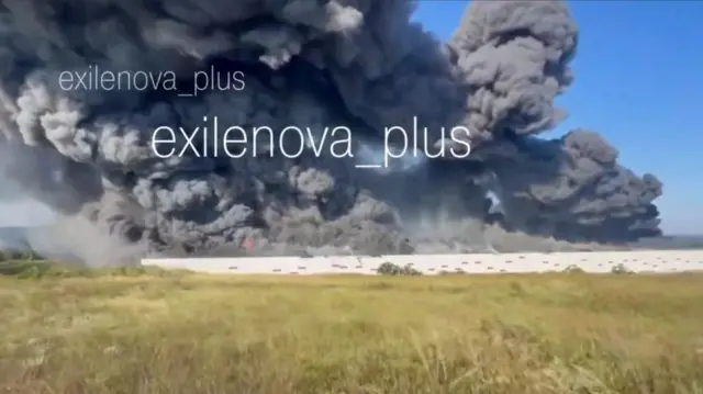 Дым над местом удара дрона