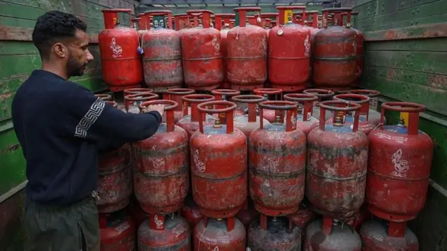 வீட்டு சிலிண்டர் 