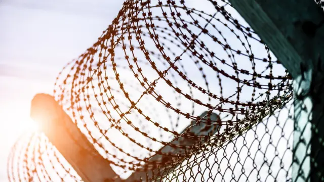 அடிமிசன் அடி, ரேகிங், கஞ்சா பயன்பாடு, சிறுவனின் மரணம்: செங்கல்பட்டு சிறார் இல்லத்தின் மறுபக்கம் என்ன?