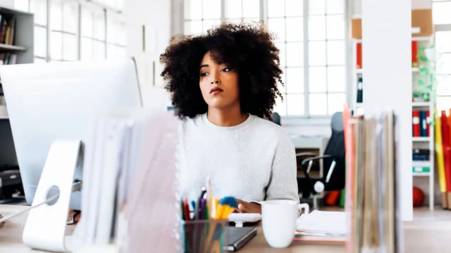 خاتوں اپنے کام سے نا خوش ہیں