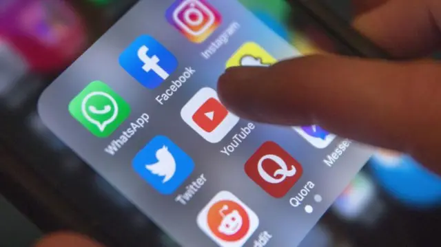 Miidiyaalee hawaasummaa kanneen akka Facebook, Telegiraam dabalatee Itoophiyaatti dhorkamaniiru