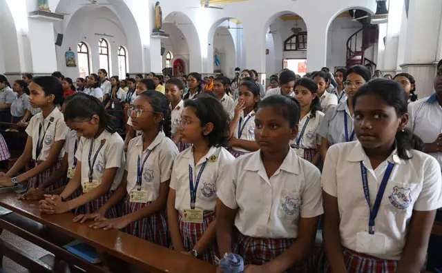 स्कूली बच्चे