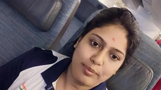 ભાગ્યશ્રીનો જન્મ મહારાષ્ટ્રના નાંદેડ જીલ્લામાં આવેલા મુખેળ તાલુકાના નાનકડા ગામ હોનવાદાઝમાં થયો હતો