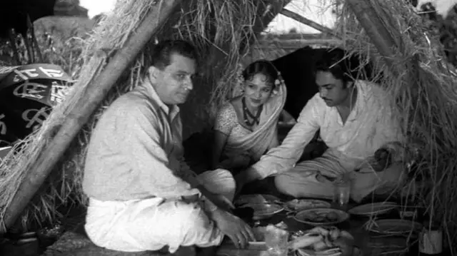 دیویکا رانی، بوسہ، کرما