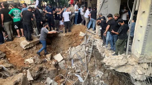 Zona bombardeada en la capital libanesa.