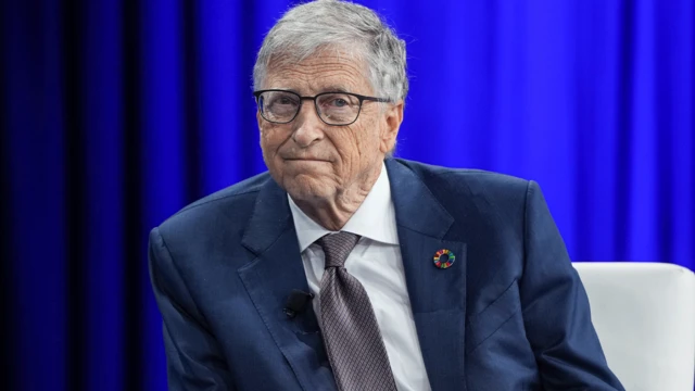 Bill Gates<p>