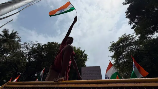 तिरंग मार्च